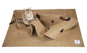 Cat Product guide to cat puzzle toys - the Ripple Rug